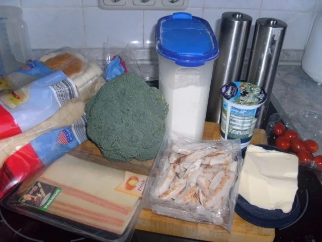 Rezept: Hähnchen-Broccoli-Toast Bild Nr. 2 Hähnchen-Broccoli-Toast - Rezept - Bild Nr. 2