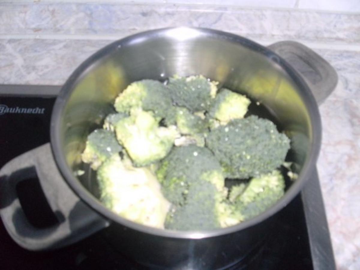 Hähnchen-Broccoli-Toast - Rezept - Bild Nr. 3