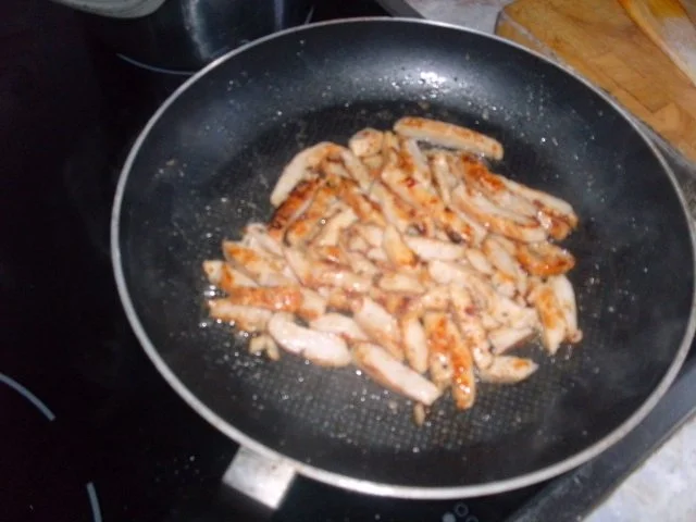 Rezept: Hähnchen-Broccoli-Toast Bild Nr. 4 Hähnchen-Broccoli-Toast - Rezept - Bild Nr. 4