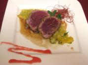 Thunfischtranchen in einer Sesamkruste auf Mango-Salsa - Rezept