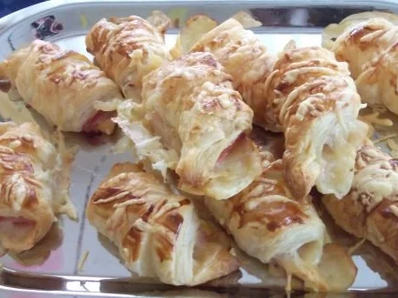 Rezept: Schinken-Käse-Hörnchen Schinken-Käse-Hörnchen - Rezept