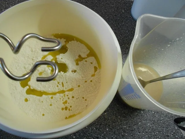 Kleine Hefetaschen mit Spinat und Feta à la Mini-Börek - Rezept - Bild Nr. 16