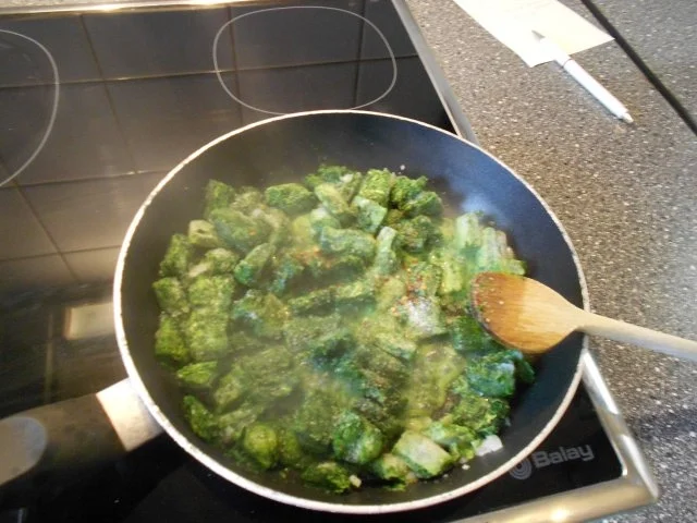 Kleine Hefetaschen mit Spinat und Feta à la Mini-Börek - Rezept - Bild Nr. 9