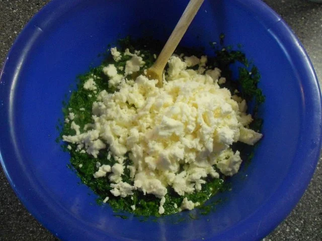 Kleine Hefetaschen mit Spinat und Feta à la Mini-Börek - Rezept - Bild Nr. 13