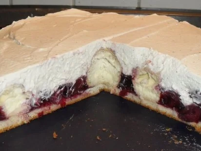 Rezept: Windbeutelkuchen Bild Nr. 5 Windbeutelkuchen - Rezept - Bild Nr. 5