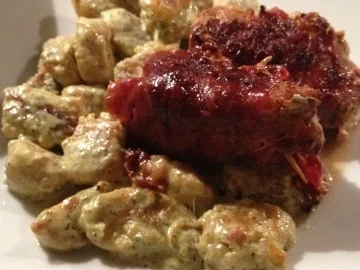 Schweinefilet-Päckchen mit Tomaten-Gnocchi - Rezept