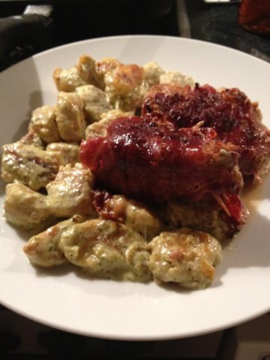 Bilder für Schweinefilet-Päckchen mit Tomaten-Gnocchi - Rezept