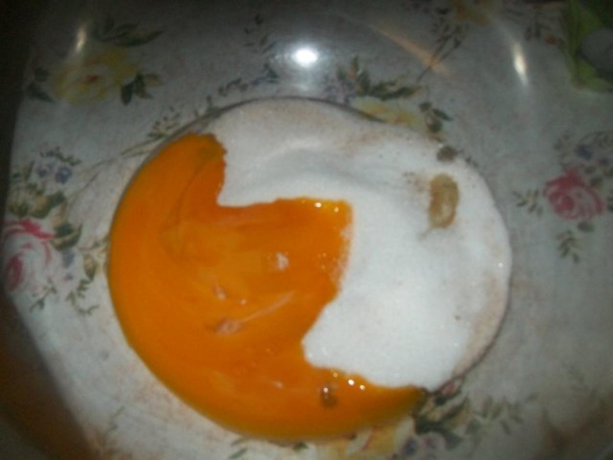 Irenes schneller Käsekuchen mit getrockneten Aprikosenstückchen - Rezept - Bild Nr. 7