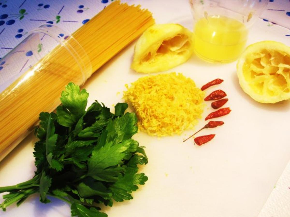 Zitronen-Spaghetti mit Chilischoten ... - Rezept - Bild Nr. 4