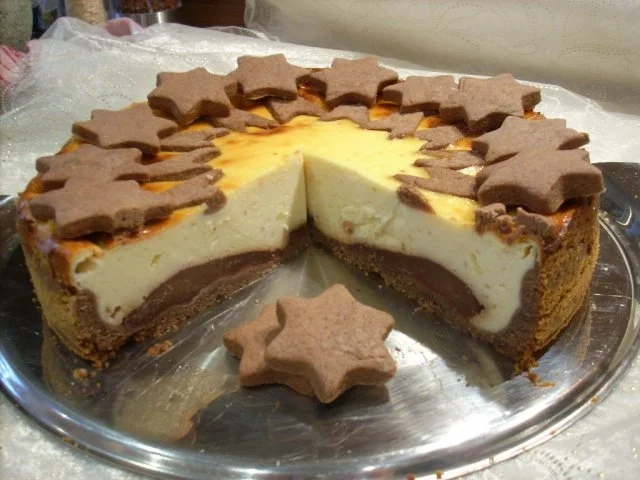 Käsetorte mit Rotweinbirnen - Rezept - Bild Nr. 2