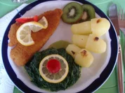 Schollenfilet mit Rahmspinat und Kartoffelpilzen - Rezept