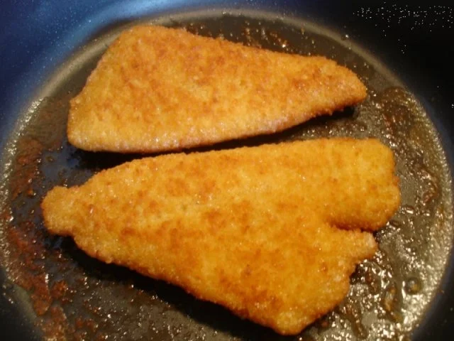 Schollenfilet mit Rahmspinat und Kartoffelpilzen - Rezept - Bild Nr. 7