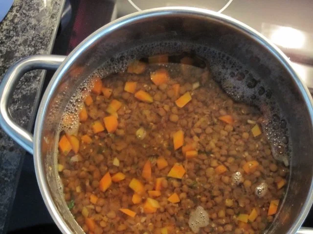 Rezept: Vegane Linsensuppe Bild Nr. 3 Vegane Linsensuppe - Rezept - Bild Nr. 3