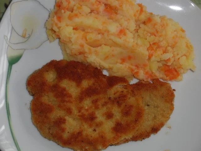 Schwein : Minutenschnitzel auf zwei Möglichkeiten serviert, die 7-Bilder sprechen den Rest - Rezept - Bild Nr. 4