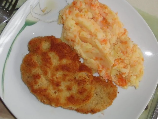Schwein : Minutenschnitzel auf zwei Möglichkeiten serviert, die 7-Bilder sprechen den Rest - Rezept - Bild Nr. 6