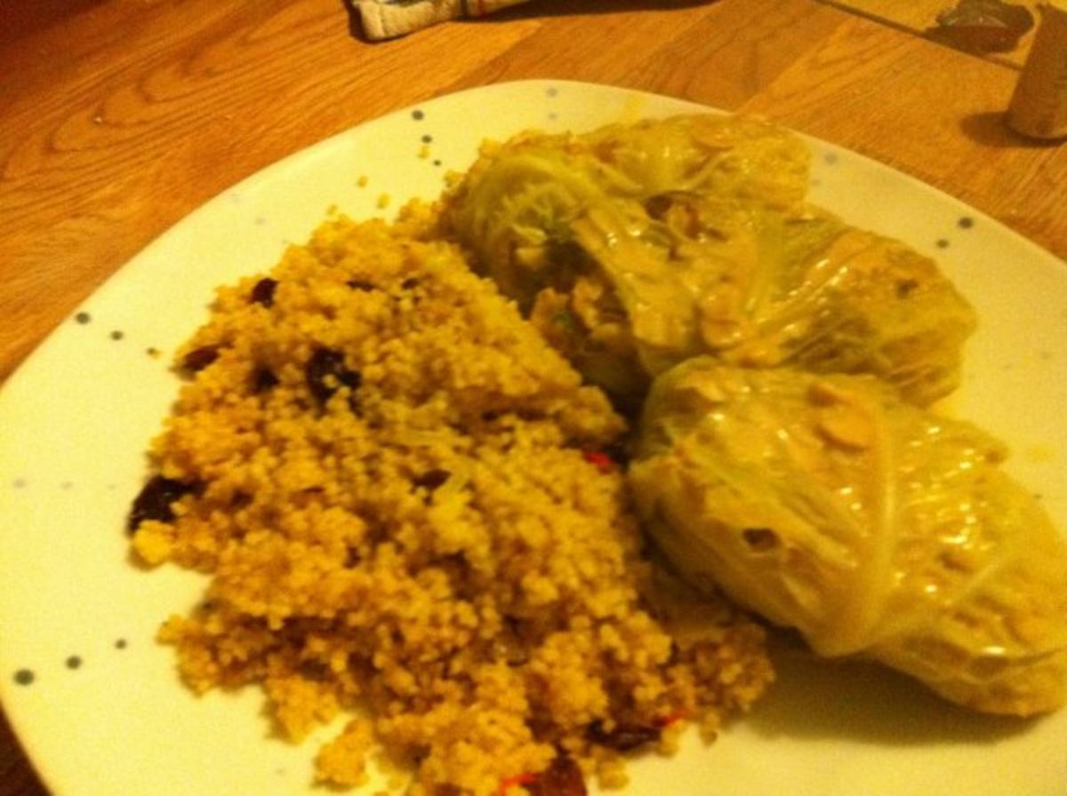 Mandel-Wirsing-Päckchen mit Brat-Hirse Oriental Style - Rezept - kochbar.de