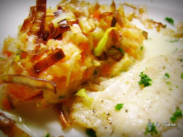 Rezept: Fisch: Zitroniges Schollenfilet an Petersilien- Zitronen Sauce Bild Nr. 2 Fisch: Zitroniges Schollenfilet an Petersilien- Zitronen Sauce - Rezept - Bild Nr. 2