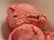 SchokoCookie-Himbeerjoghurteis - Rezept