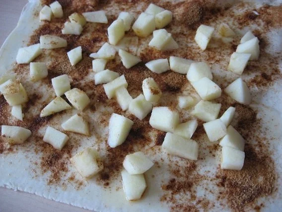 Rezept: Zimt-Apfel-Gebäck Bild Nr. 3 Zimt-Apfel-Gebäck - Rezept - Bild Nr. 3