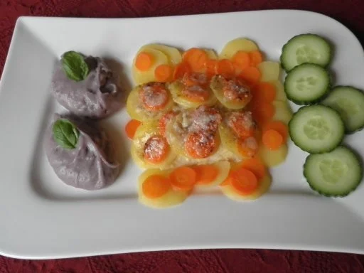 Rezept: Zugedeckter Fisch mit violetten Kartoffelpüree Bild Nr. 2 Zugedeckter Fisch mit violetten Kartoffelpüree - Rezept - Bild Nr. 2