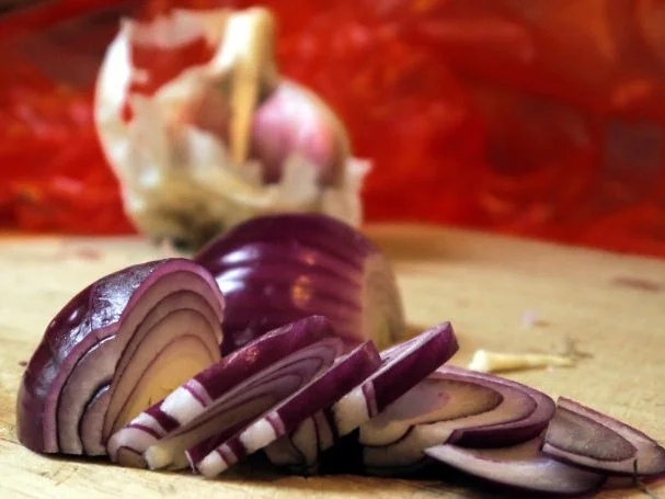 Mediterrane Hackfleischpfanne mit Tomatenreis - Rezept - Bild Nr. 2