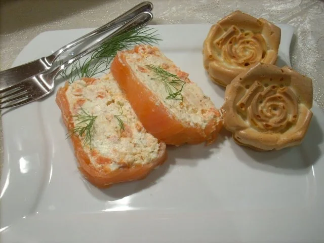 Rezept: Kleine Rosenbrötchen Kleine Rosenbrötchen - Rezept