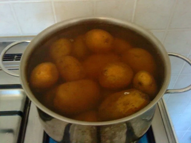 Rezept: Zwergi's Torta di Patate Bild Nr. 3 Zwergi's Torta di Patate - Rezept - Bild Nr. 3