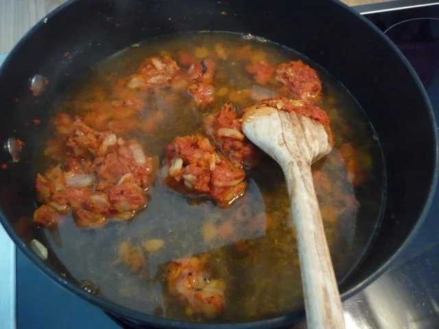 Rezept: Pasta : Tortillini mit Tomatensoße Bild Nr. 9 Pasta : Tortillini mit Tomatensoße - Rezept - Bild Nr. 9