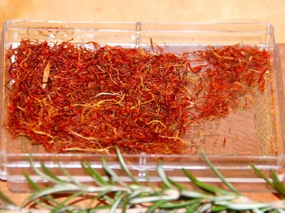 GESCHMORTER FENCHEL IM SAFRAN - GEMÜSESUD  /  FENOUIL BRAISÉ AU SAFRAN - Rezept - Bild Nr. 5