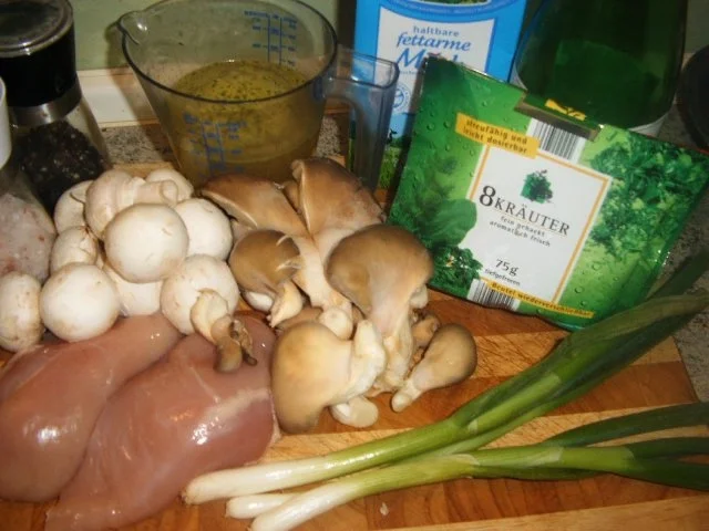 Rezept: Hähnchen-Pilz-Pfanne Bild Nr. 2 Hähnchen-Pilz-Pfanne - Rezept - Bild Nr. 2