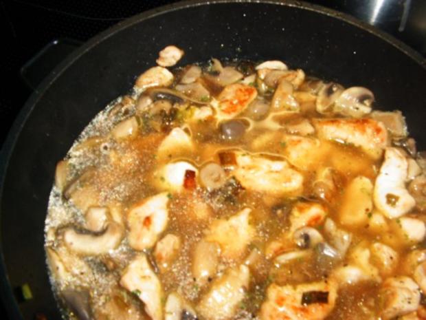 Hähnchen-Pilz-Pfanne - Rezept mit Bild - kochbar.de Hähnchen-Pilz-Pfanne - Rezept mit Bild - kochbar.de