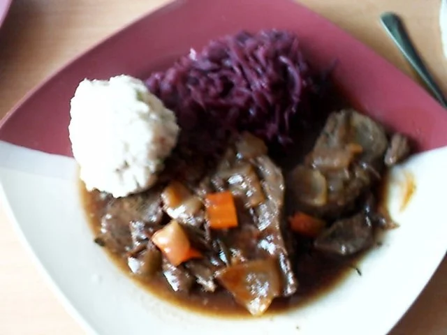 Sonntagsessen : Sauerbraten mit Apfelrotkohl - Rezept - Bild Nr. 11