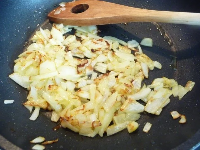 Rezept: Fleischlose : Dinkelnudeln mit Ei und Spinat Bild Nr. 5 Fleischlose : Dinkelnudeln mit Ei und Spinat - Rezept - Bild Nr. 5