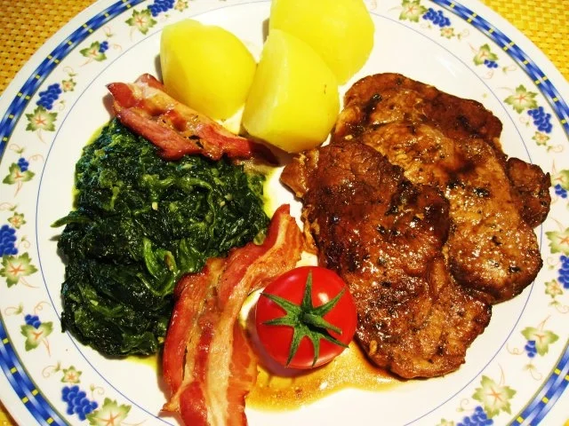 Rezept: Spinat mit Knusperspeck Spinat mit Knusperspeck - Rezept