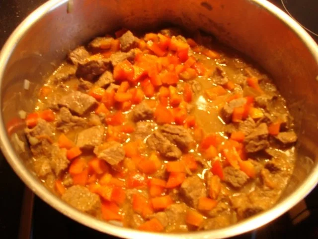 Rezept: Rindergulasch Bild Nr. 6 Rindergulasch - Rezept - Bild Nr. 6