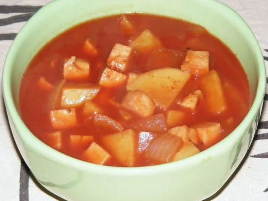 Kartoffel-Zwiebel-Putenschinken-Topf - Rezept