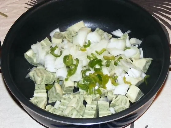 Maultaschen-Zwiebel-Peperoni-Pfanne - Rezept - Bild Nr. 2