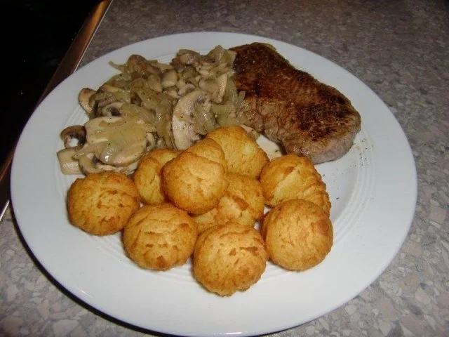 Rindersteak mit geschmorten Champignons und Zwiebeln - Rezept - Bild Nr. 10