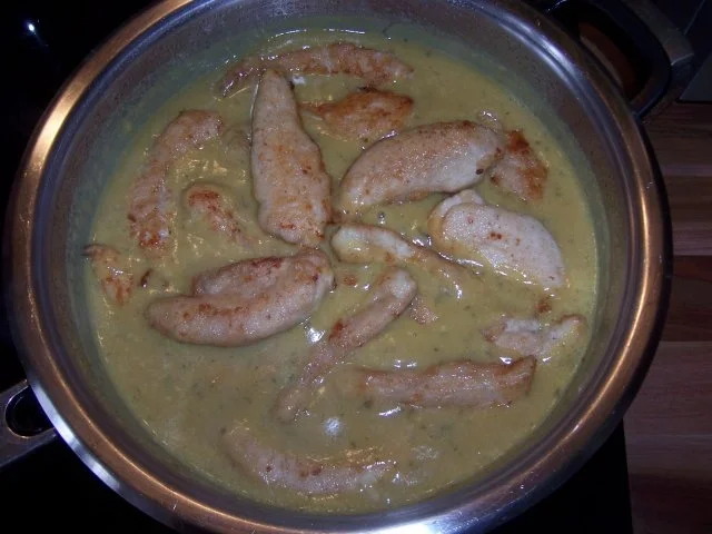 Hähnchenbrustfilets in Senf-Sauce mit Gemüsereis - Rezept - Bild Nr. 2