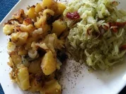 Spitzkohl-Salat mit Bratkartoffeln - Rezept