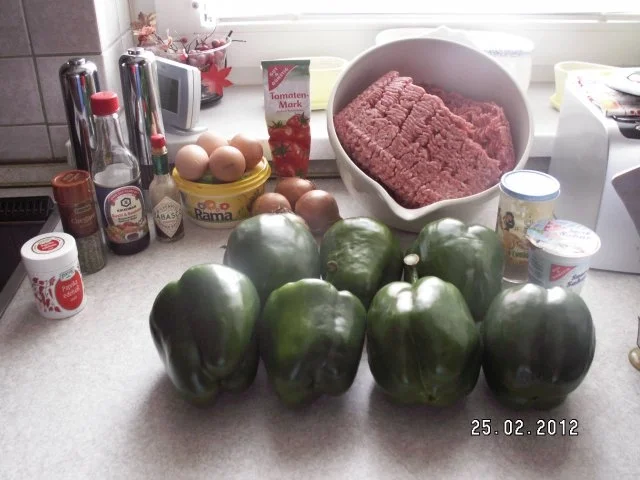 Rezept: Paprikaschote gefüllt Bild Nr. 2 Paprikaschote gefüllt - Rezept - Bild Nr. 2