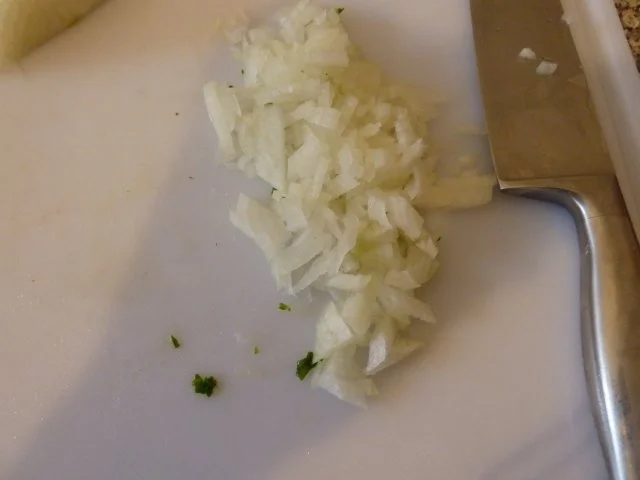 Putensteak gefüllt an Frischkäsesauce mit Kochbananenchips - Rezept - Bild Nr. 8