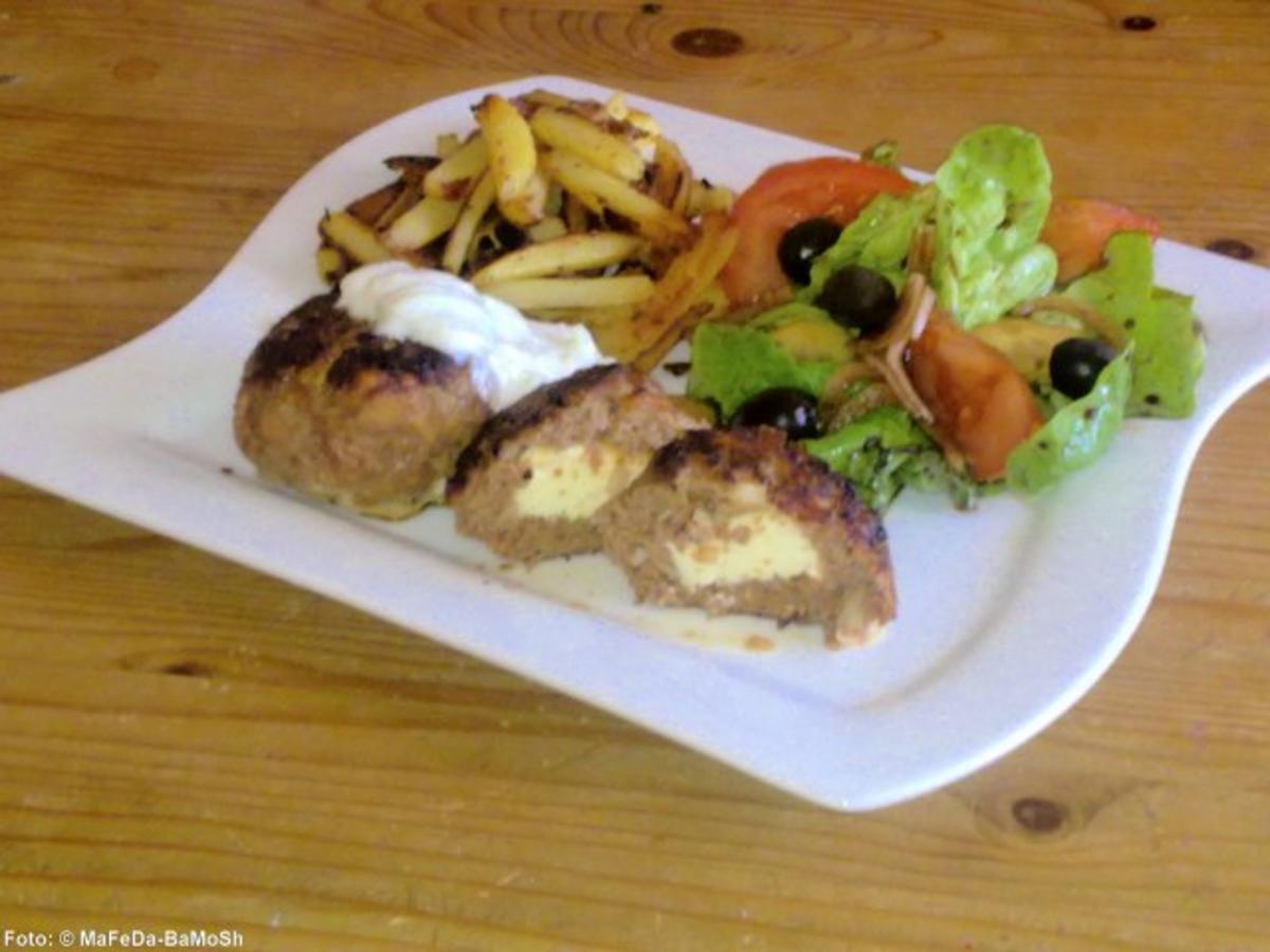 Griechische Hacksteaks - Rezept mit Bild - kochbar.de