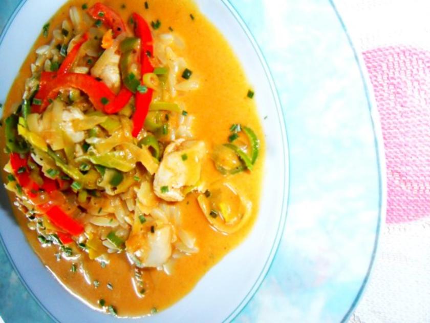 Hühnchen mit Gemüse in fernöstlicher Kokos Sauce spicy/-scharf ...
