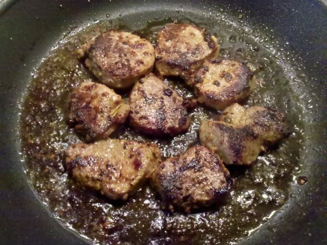 Fleisch: Schweinemedaillons mit Kräuterreis und Lauch-Sahne-Soße - Rezept - Bild Nr. 10