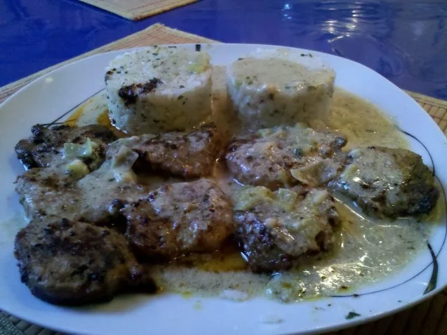 Fleisch: Schweinemedaillons mit Kräuterreis und Lauch-Sahne-Soße - Rezept - Bild Nr. 15