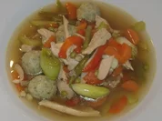 Hochzeitssuppe mit Huhn und Grießknödel - Rezept