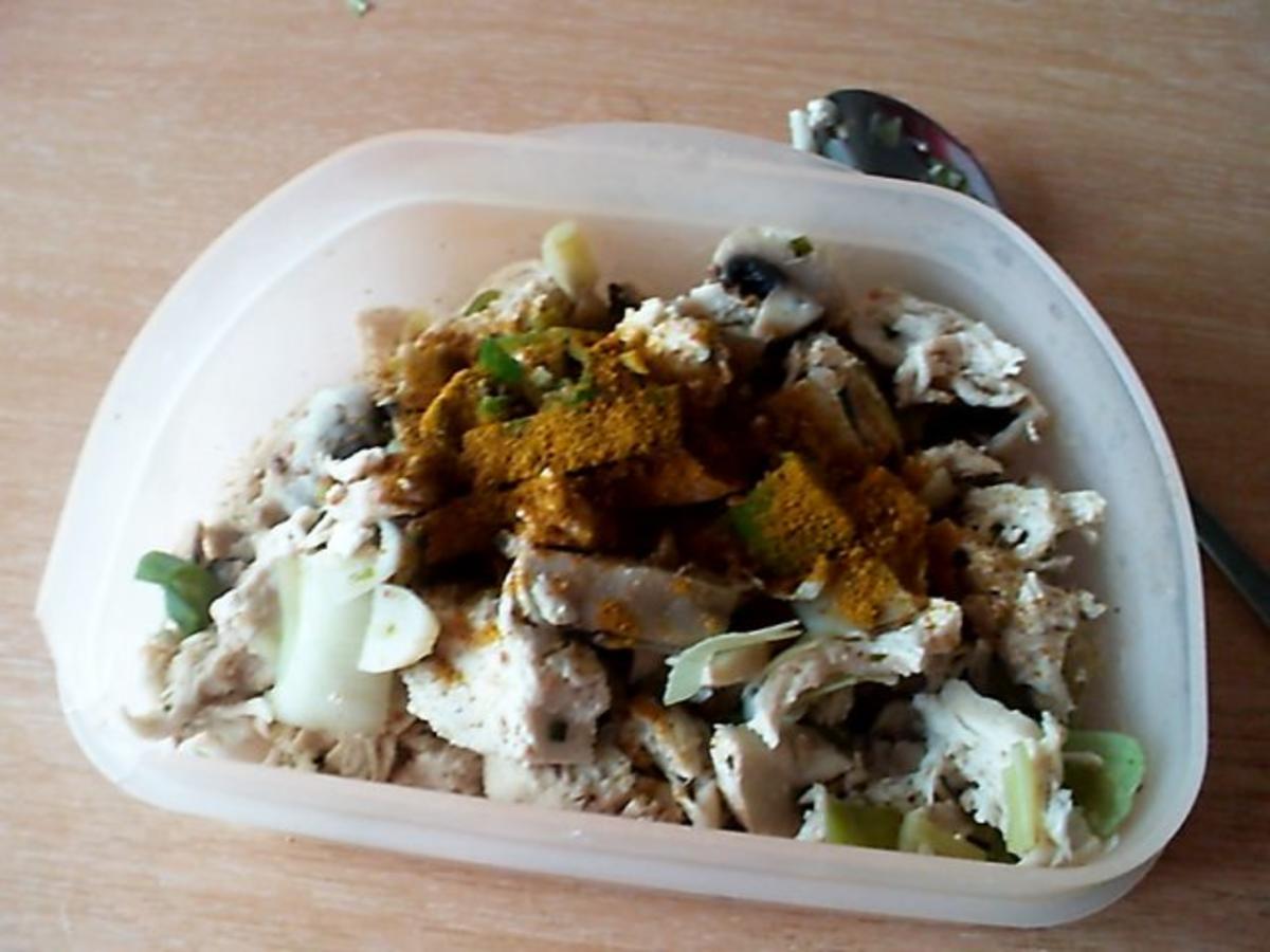 Curry-Hähnchenbrustsalat mit Lauch und Champignons - Rezept - Bild Nr. 5