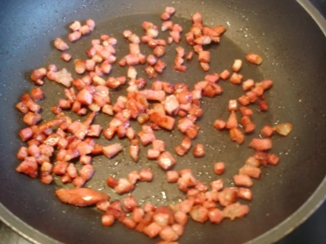 Matjesfilet mit Speckbohnen und Kartoffelpilzen - Rezept - Bild Nr. 10