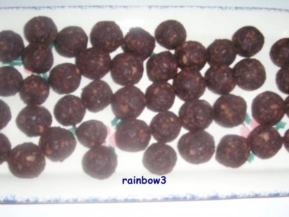 Rezept: Kokos-Dattel-Konfekt Bild Nr. 8 Kokos-Dattel-Konfekt - Rezept - Bild Nr. 8